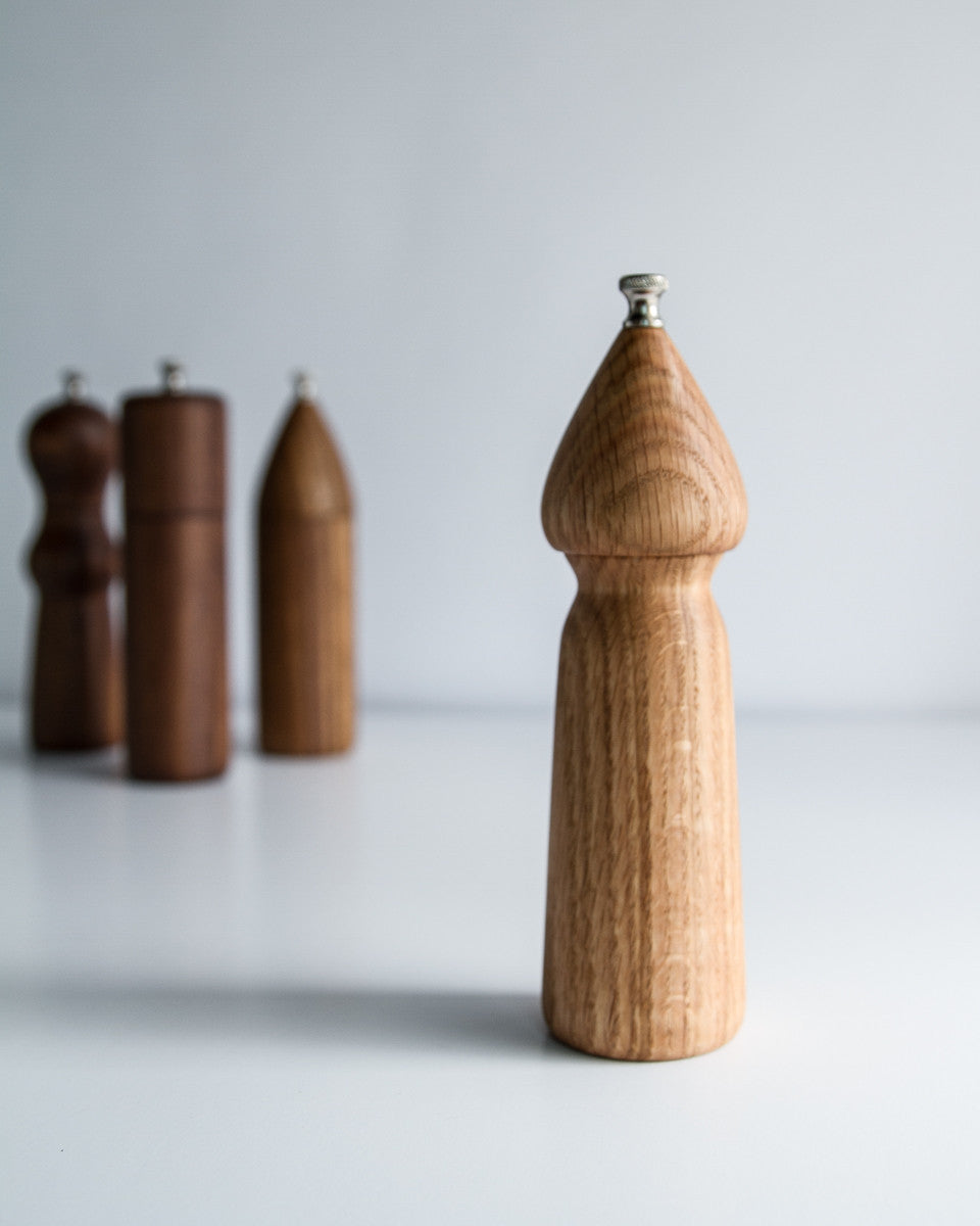 De Jong Co. Butler Pepper Mill