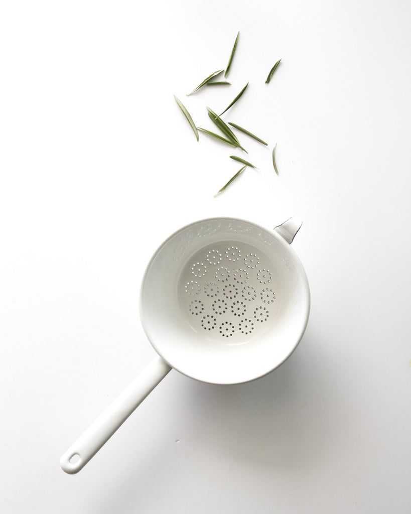 Riess Enameled Single Handle Colander